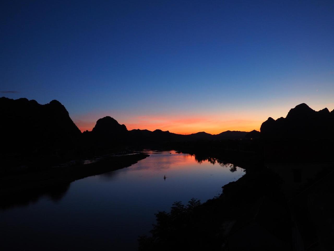 Commander Lodge Phong Nha Exterior foto